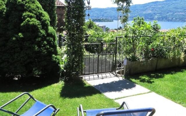 Margo 1 Apartment in Verbania With Lake View