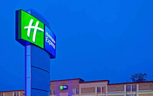 Holiday Inn Express Ramsey-Mahwah by IHG