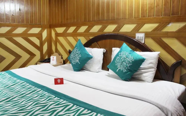 Ashok Hotel