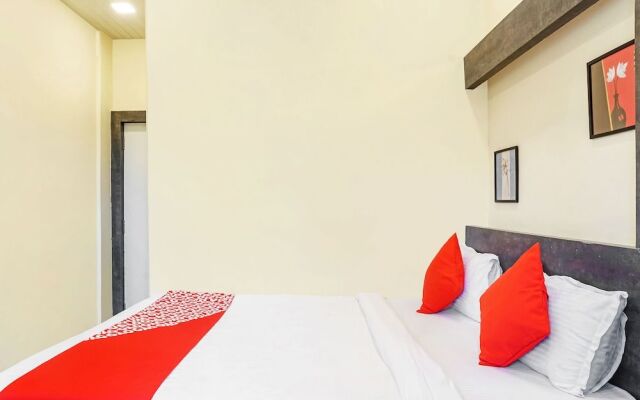 OYO 13363 Summer Palace