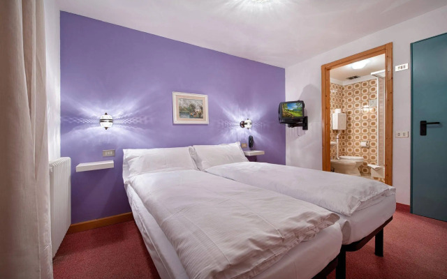 Hotel Teola