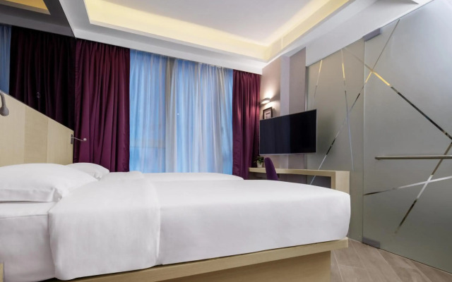 Starphire Hotel