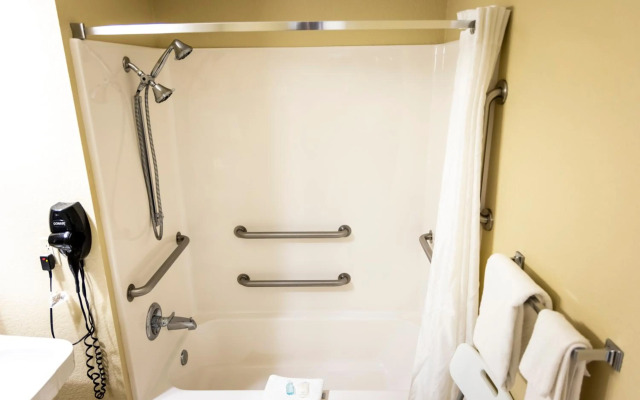 MainStay Suites Coralville - Iowa City