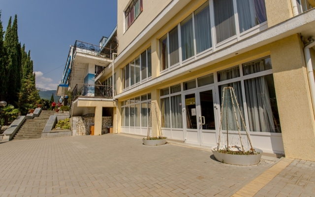 Ателика Горизонт Алушта