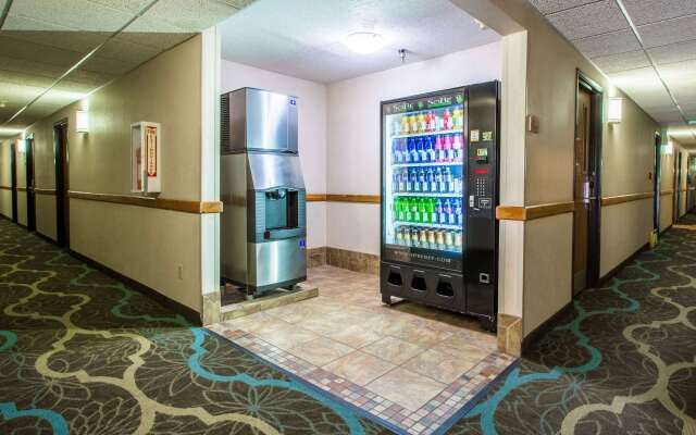 Quality Inn & Suites University