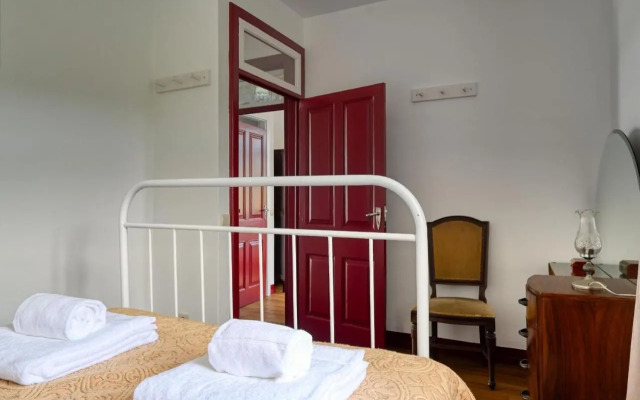 Os Ferreirinhos a Home in Madeira