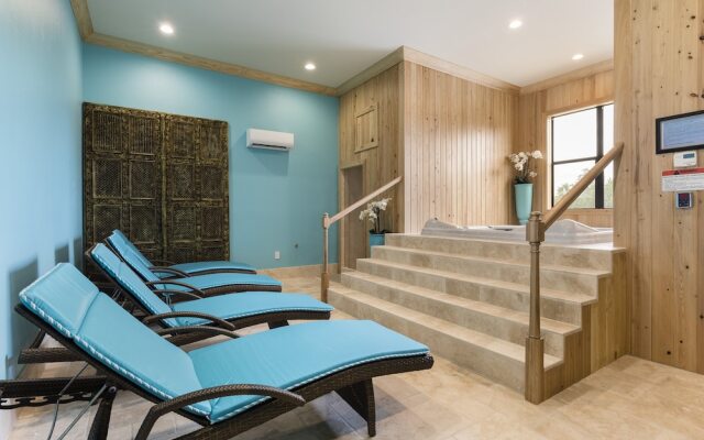 12BR Reunion Pool Home 521 by OVRH