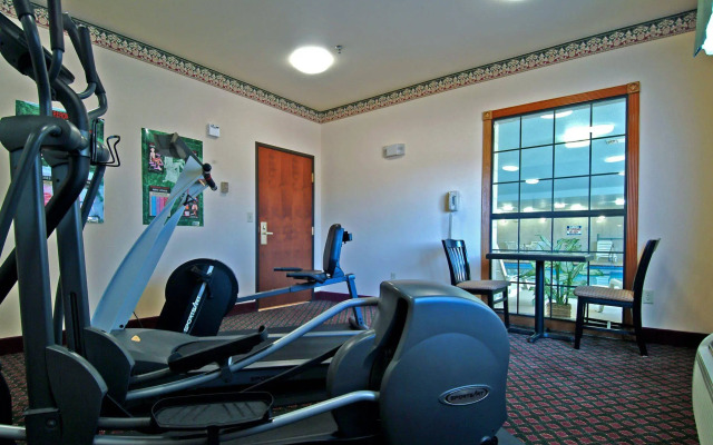 Best Western Plus Red River Inn