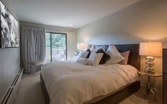 Condo Near Vail Village & Gondola with Free Parking & WiFi by RedAwning