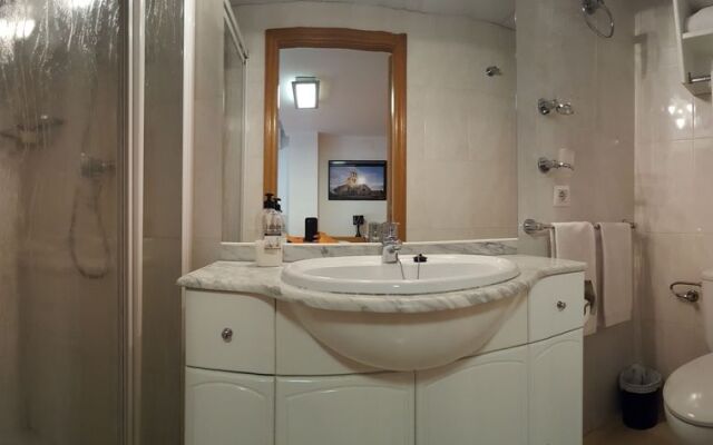 Enginy Apartaments