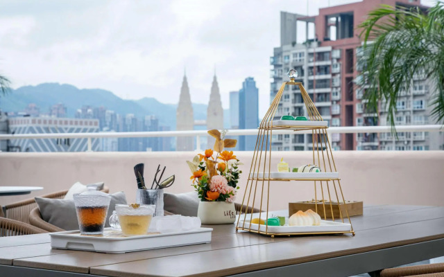 Bai Xiang Hotel (Unavailable)