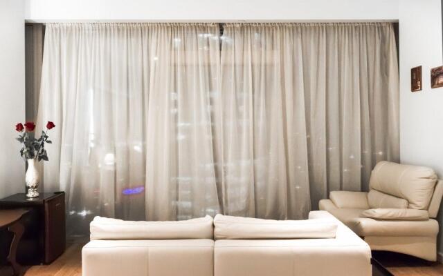 Plus 1 Hotel