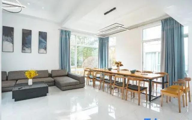 Shanghai Meishu Time Swimming Pool Party Single-family Villa