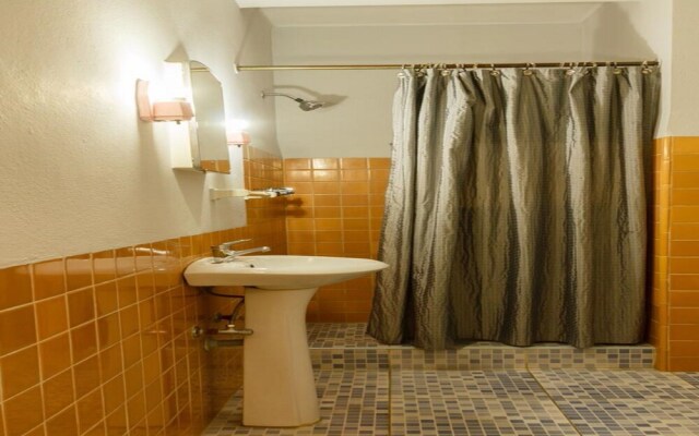 Suit Vedado