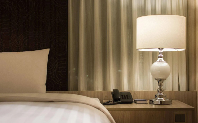 FM Hotel