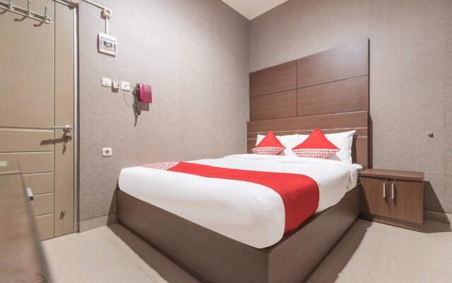 OYO 383 Env Residence