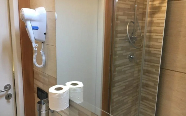 Guest House Hospital