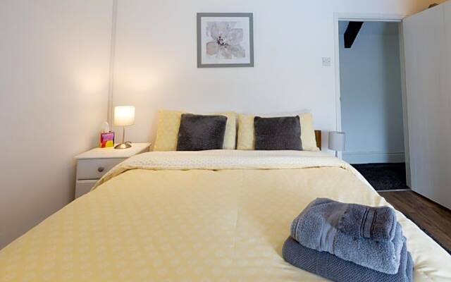 Cwtch Farm Bed & Breakfast