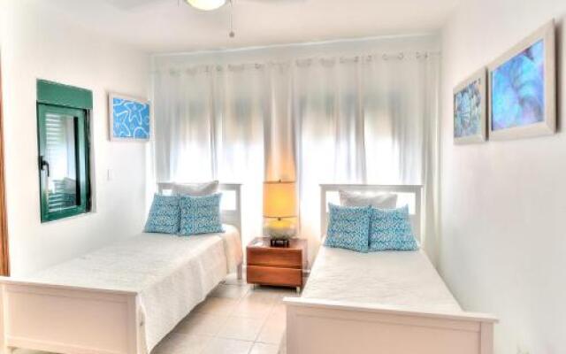 Oceanfront 3 Bdr Apt L201