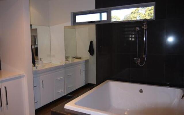 Spectacular Holiday Living