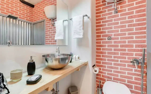 Moonlight Inn Guest House