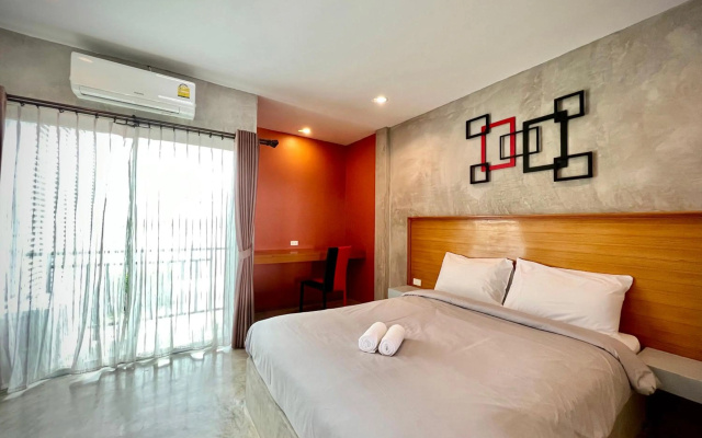 B3 Hotel