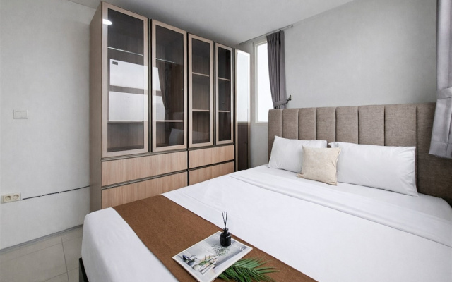 Comfy White 2Br For 3 Pax At Tuscany Residence