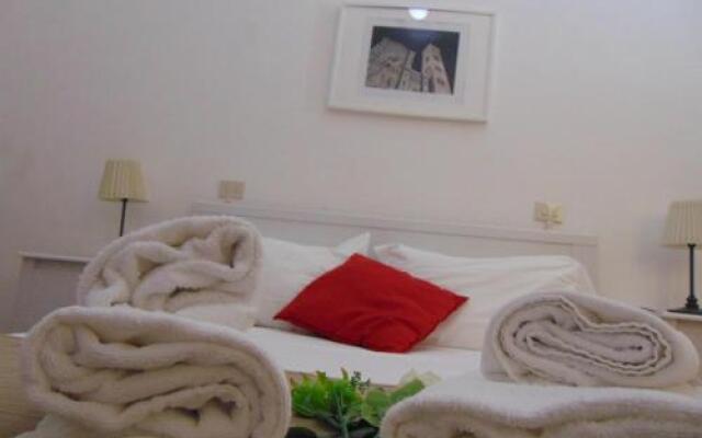 Michelangelo's Relais