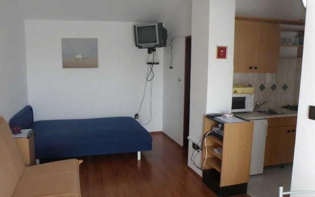 Maestro - 30m From the Beach & Parking - A2