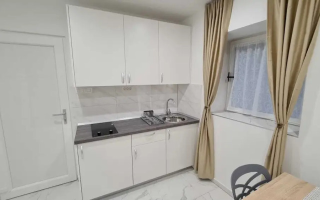 Tales Of Split-100 Meters From The Seafront