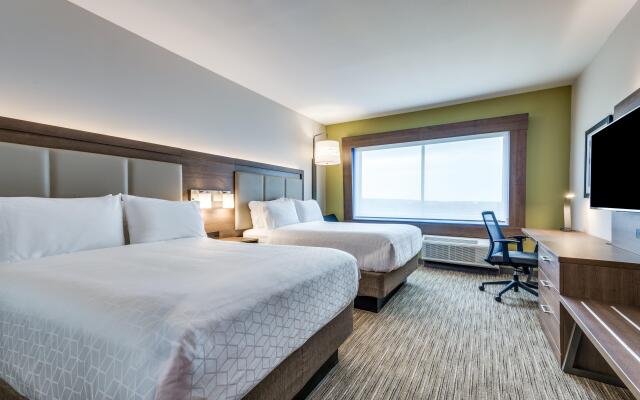 Holiday Inn Express & Suites Denton South by IHG