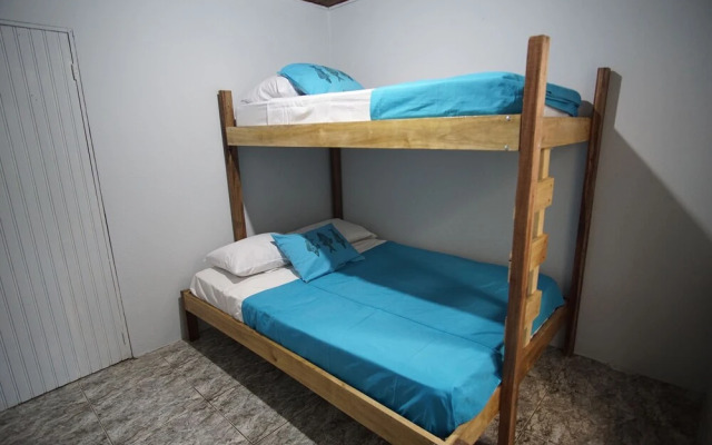 Argdivan Hostel