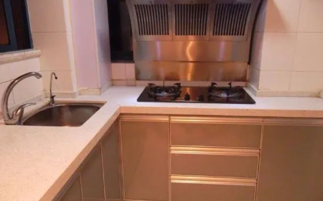 Kiss My Family Apartment