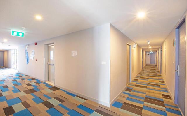 Xen Hotel Nakhon Pathom