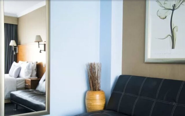 The New London Carlton Hotel & Service Apartments