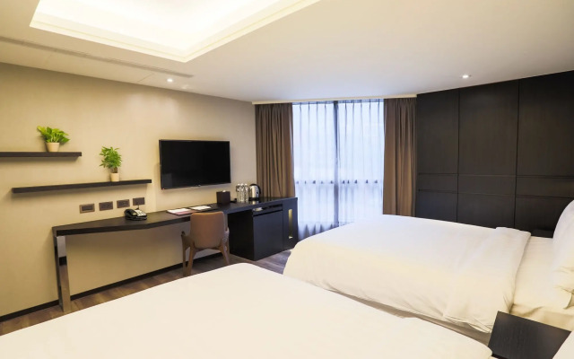 Pavilion Boutique Hotel