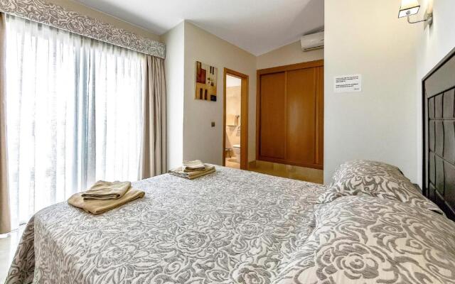 Townhouse 2 bedrooms on the first line