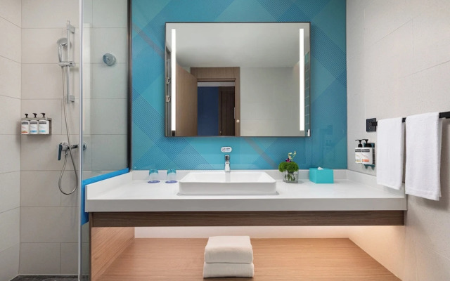 Holiday Inn Express Shanghai Changfeng Park by IHG