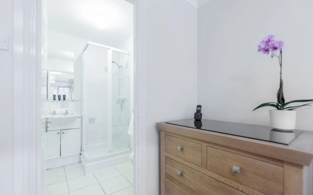 Roomspace Apartments -Sabin Gates