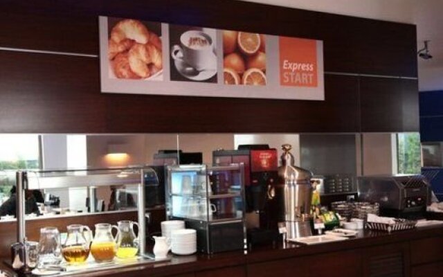 Holiday Inn Express Istanbul - Ora