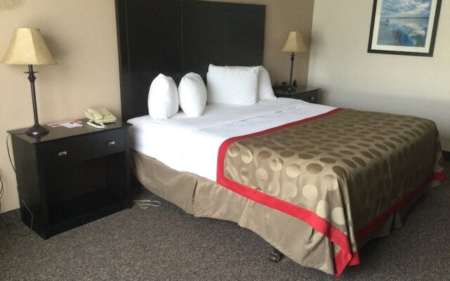 Ramada Grayling Hotel And Conference Center