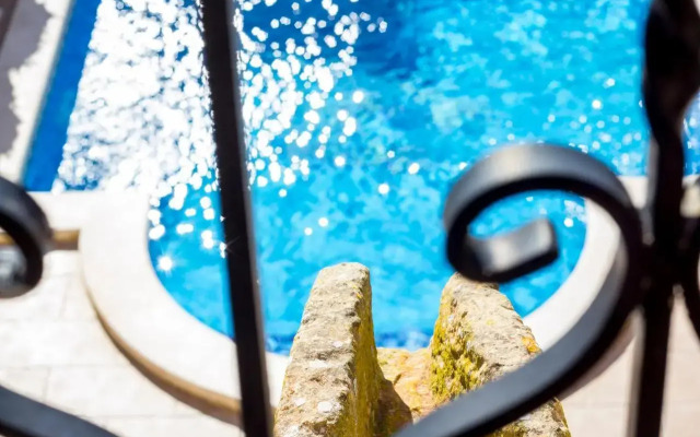 Villayana Gozitan Farmhouse with pool