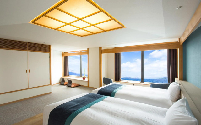 Lake Biwa Otsu Prince Hotel