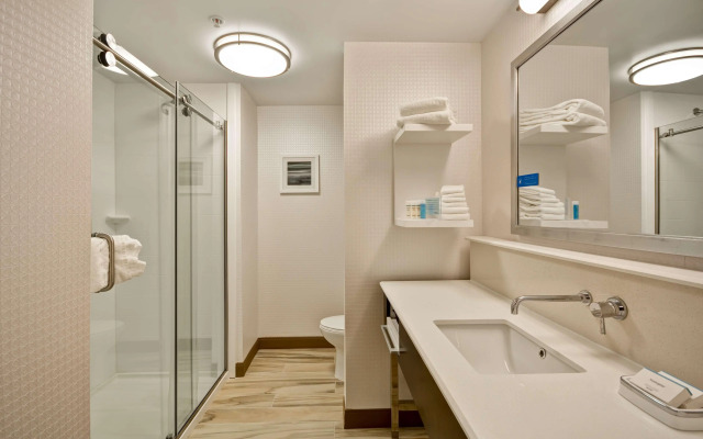 Hampton Inn & Suites Detroit/Warren