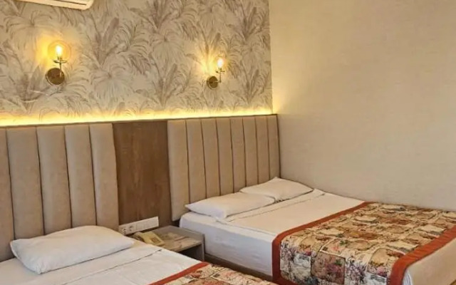 Quality Inn & Suites Orlando Airport