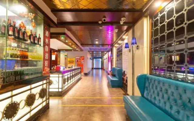 Wufeng International Hotel