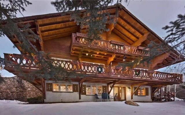 Senner Chalet At Ski Time