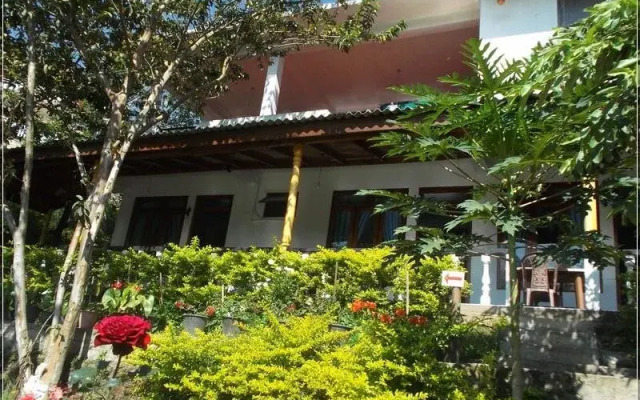 Village Inn Hostel