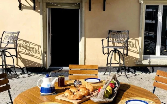 Room-organic BnB Froschkönig "dorfplatz"