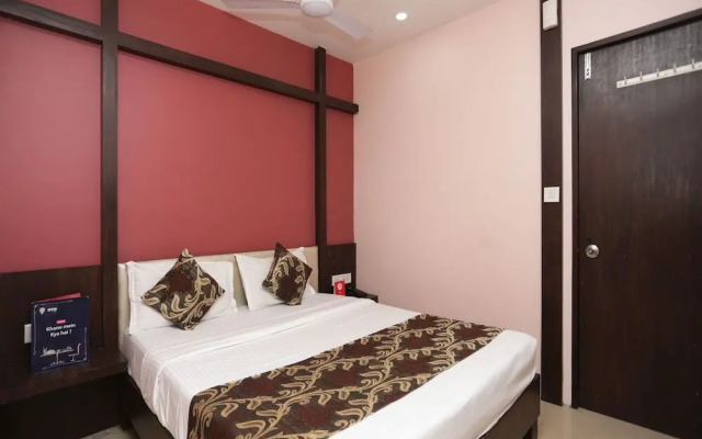 Hotel Metro 7x11 by OYO Rooms